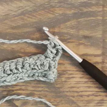 X-Słupek podwójny na krzyż – szydełkowanie