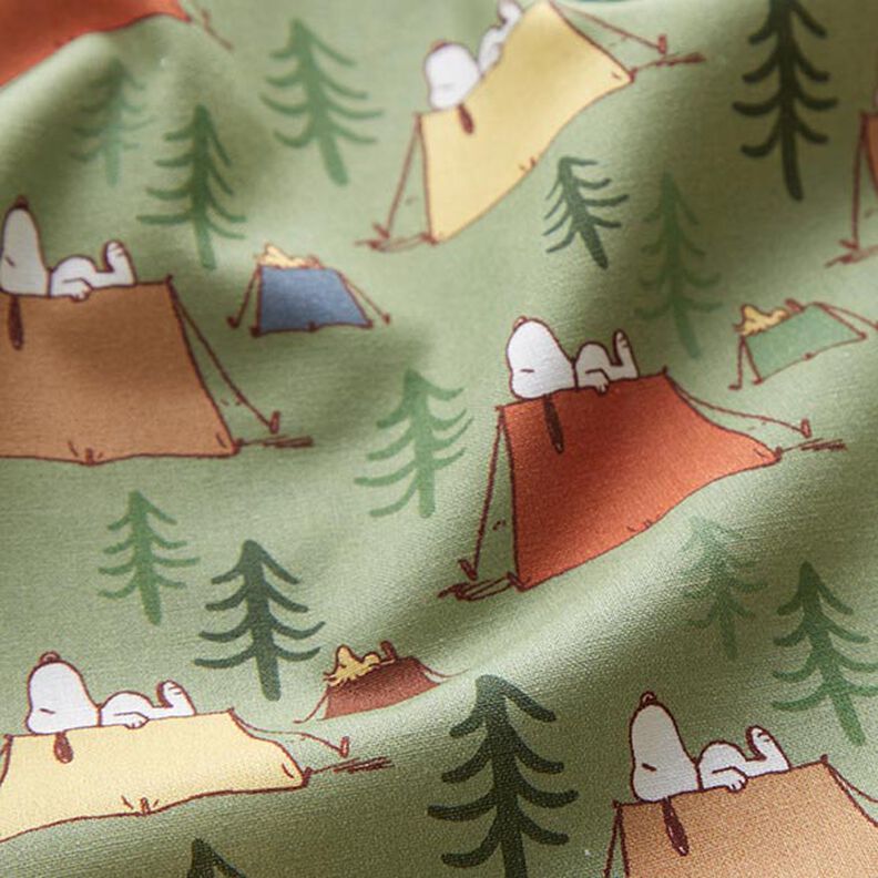 Popelina bawełniana tkanina na licencji Snoopy i Woodstock przy namiotach | Peanuts ™ – pistacja,  image number 2