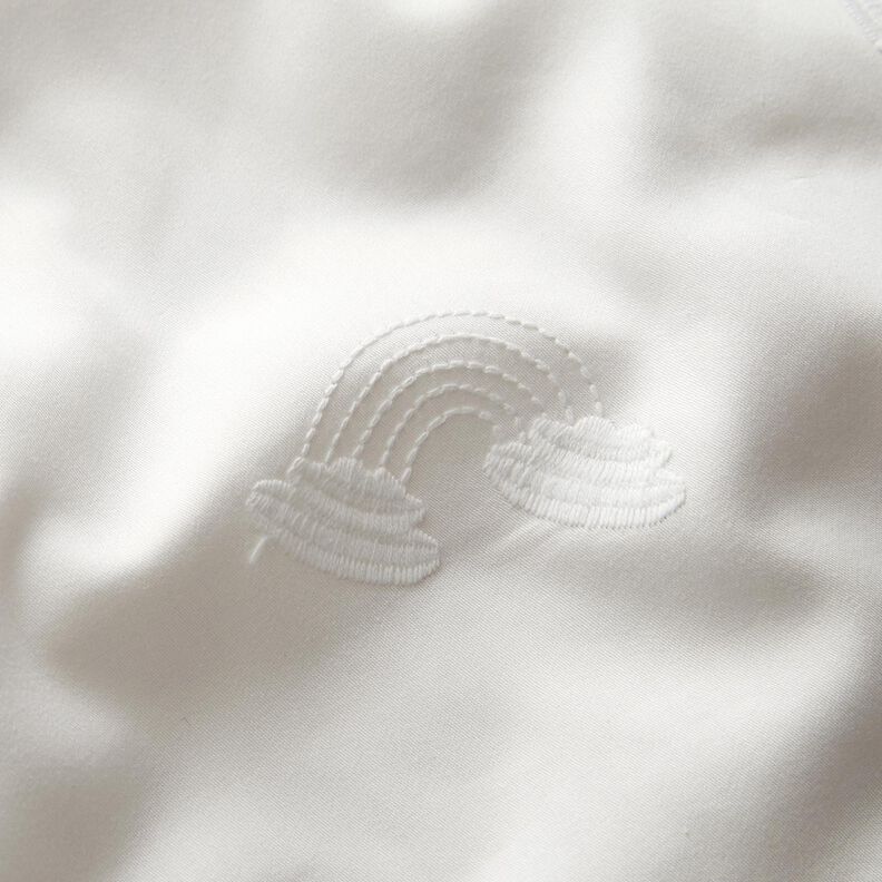 Satyna bawełniana haft tęczy – biel,  image number 2