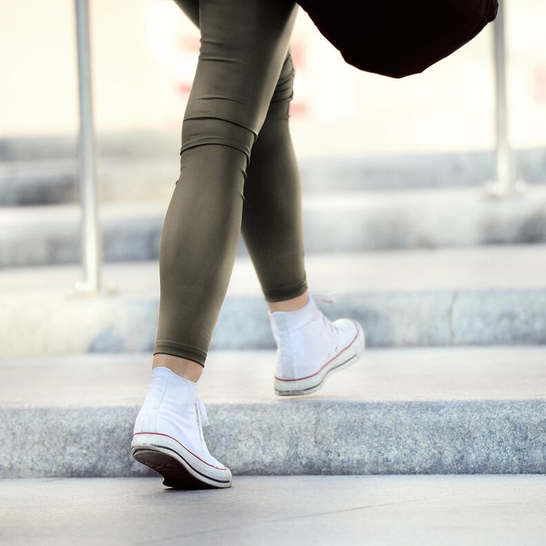 Sztuczna skóra z welurem na lewej stronie  – ciemna pinia,  image number 7