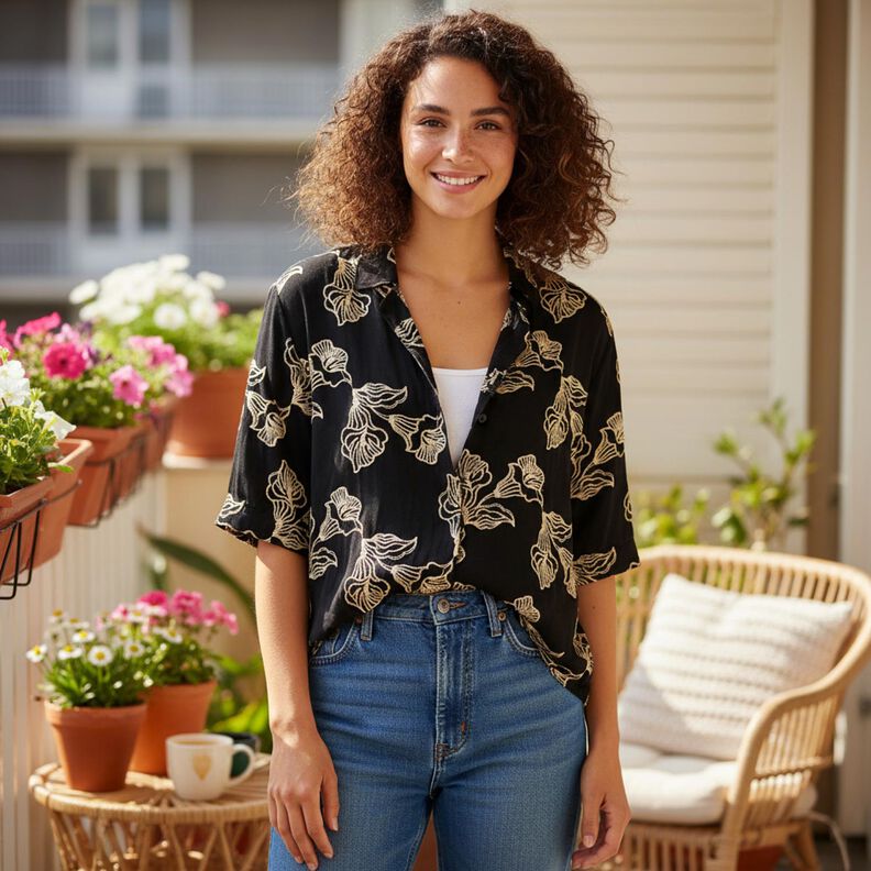 Tkanina wiskozowa z haftem w lilie, czerń &ndash; czerń/krem,  image number 5