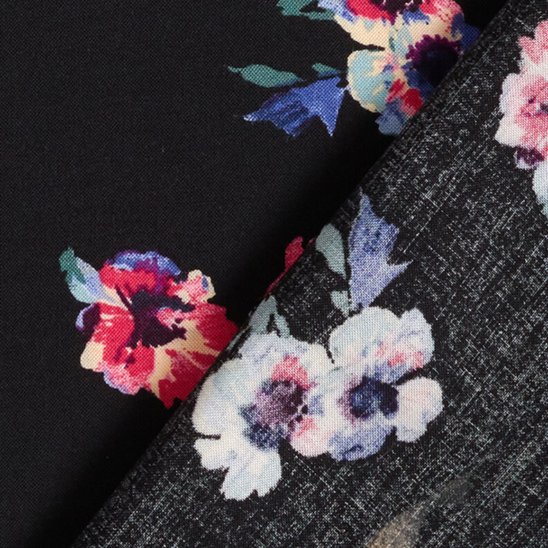 Tkanina wiskozowa w malowane kwiaty – czerń,  image number 4