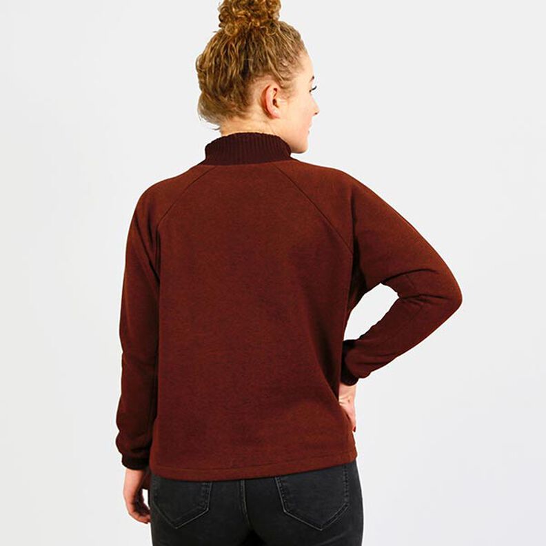 KOBIETA BETTI sweter typu nietoperz z kieszonką na brzuchu i stójką | Studio Przycięcie na wymiar |,  image number 8