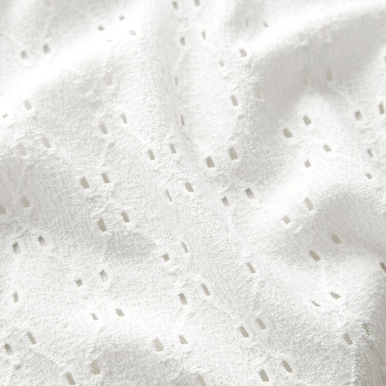 Dżersej marszczony z haftem dzierganym – biel,  image number 2